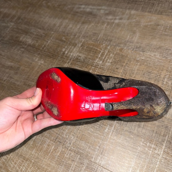 Christian Louboutin (38 1/2) Right Foot Vintage Heel with Lace - Picture 8 of 8